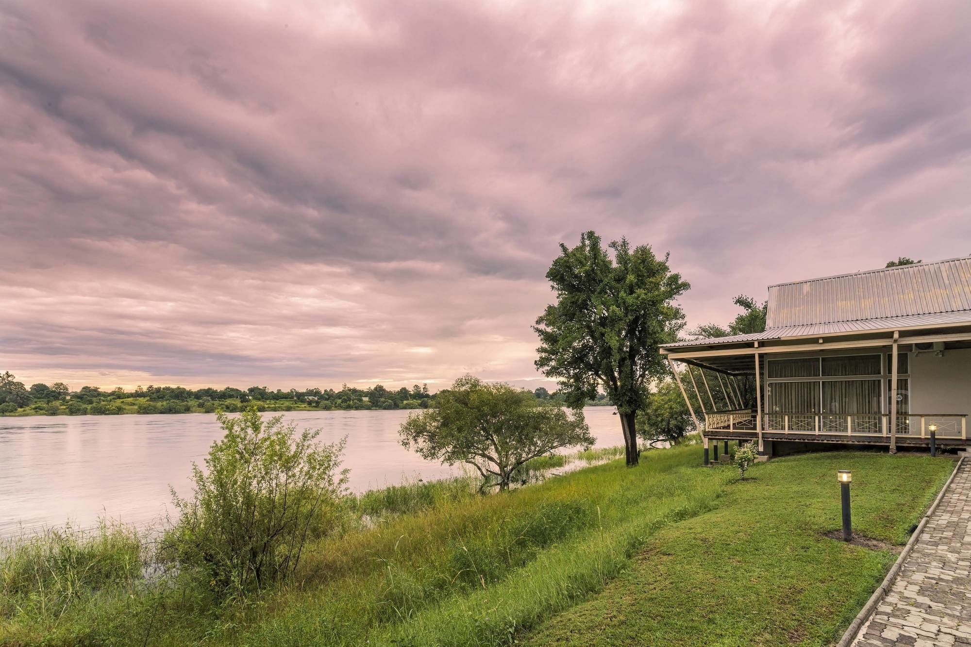 Protea Hotel By Marriott Zambezi River Lodge Katima Mulilo Eksteriør billede